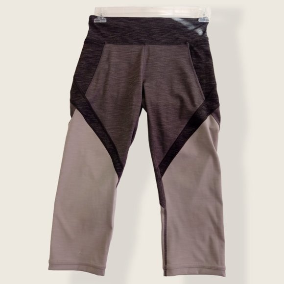 lululemon athletica Pants - Lululemon early extension crop leggings high rise size 8